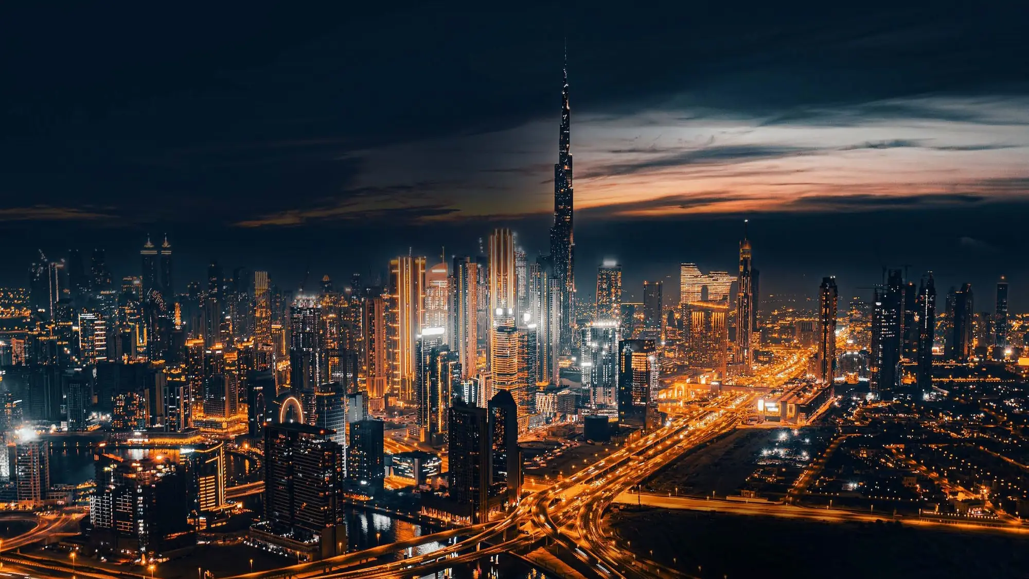 uae-real-estate-market-reaches-aed893-billion-in-2024-with-strong-growth-across-emirates